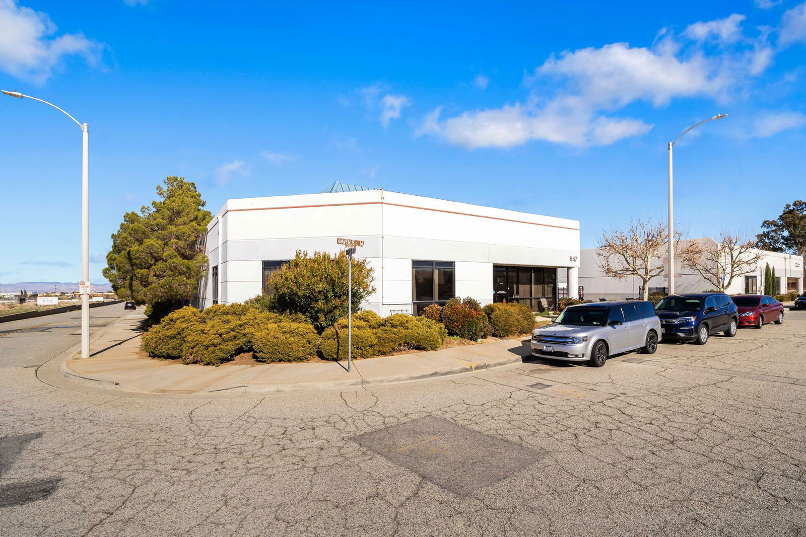 647 W Avenue L-14, Lancaster, CA 93534 United States | Industrial -  Coldwell Banker Commercial