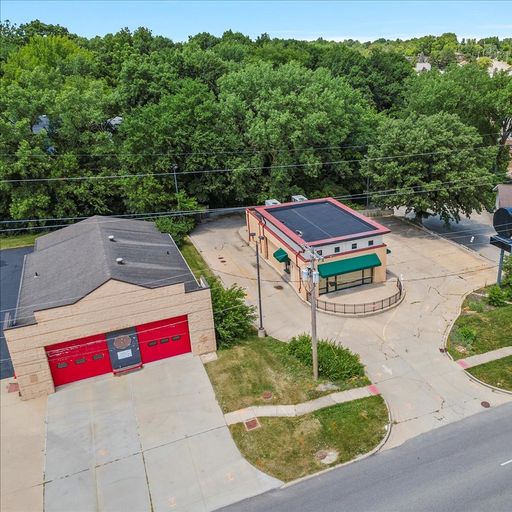 2003 W Monroe St Leland Grove, IL
				62704