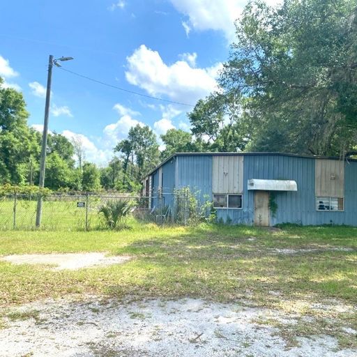 2016 US Highway 221 Highway Perry, FL
				32347