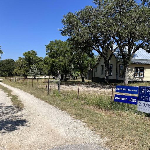 9 Upper Balcones Road Boerne, TX
				78006