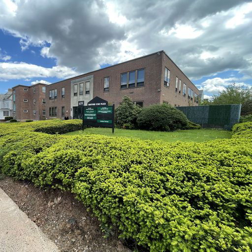 609 Farmington Ave Hartford, CT
				06105
