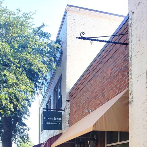 117 N. Main Street Oswego, SC
				29150