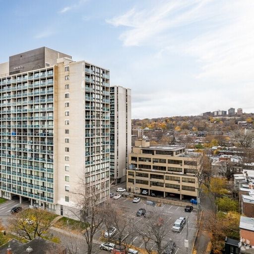4999 STE-CATHERINE Ouest Westmount, QC
				H3Z 1T3