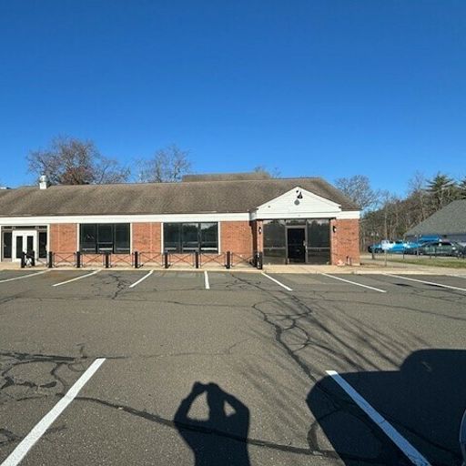 300 West Main St Avon, CT
				06001