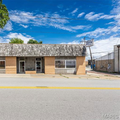 319 Ridge Street Alton, IL
				62002