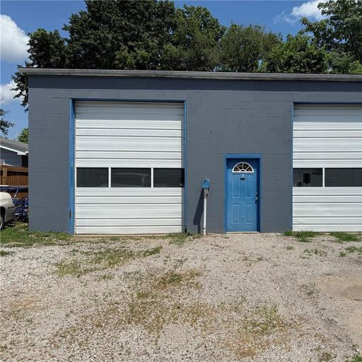 1117 Milton Road Alton, IL
				62002