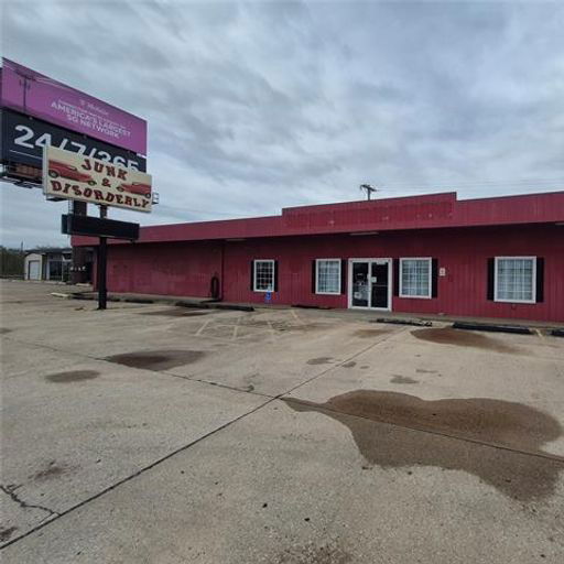 401 S Chouteau Avenue Chouteau, OK
				74337