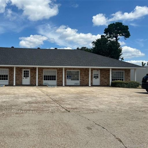 226 W Prien Lake Road 3 Lake Charles, LA
				70601