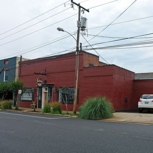 520 Wolfe Street Fredericksburg, VA
				22401