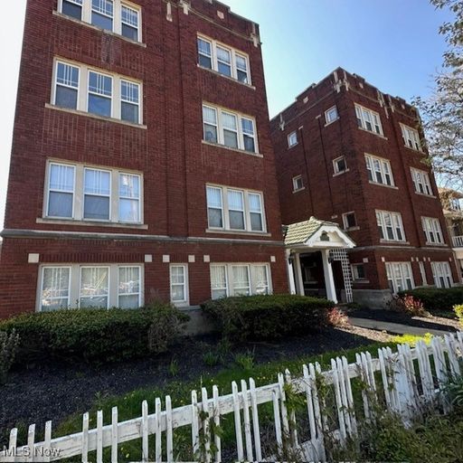 14174 Superior Road Cleveland, OH
				44118