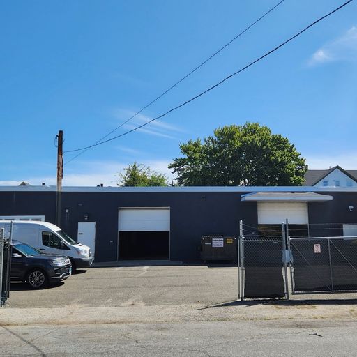 1318 Kossuth St Bridgeport, CT
				06608
