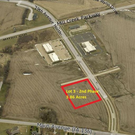 0 19th Avenue NW Clinton, IA
				52732