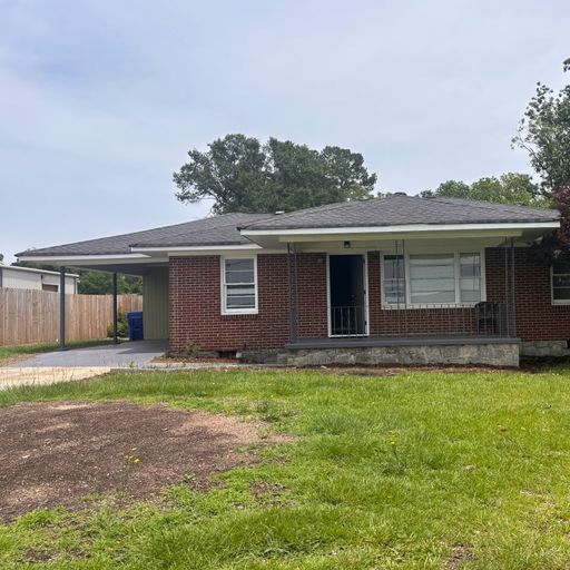 1034 Fairground St SE Conyers, GA
				30012