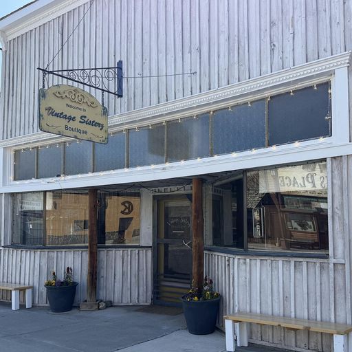 219 Main St Mackay, ID
				83251