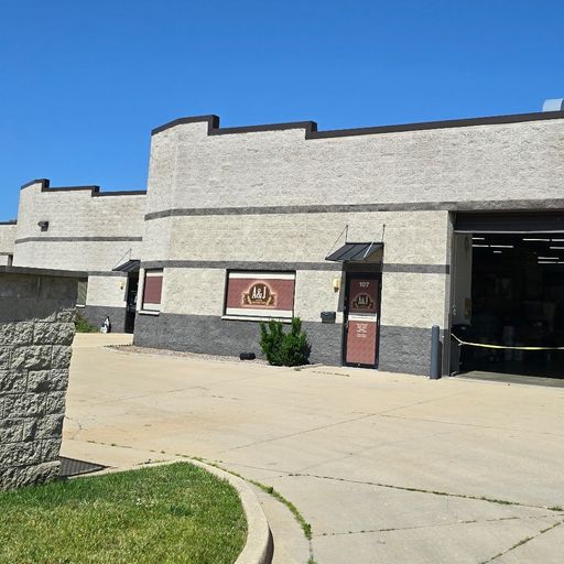 107 Sangra Court Streamwood, IL
				60107