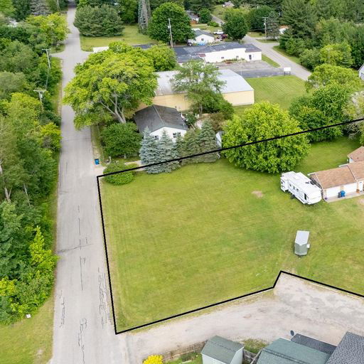 103 Beech Street Houghton Lake, MI
				48629
