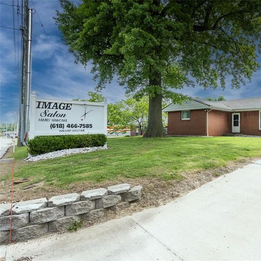 2907 Godfrey Road Godfrey, IL
				62035