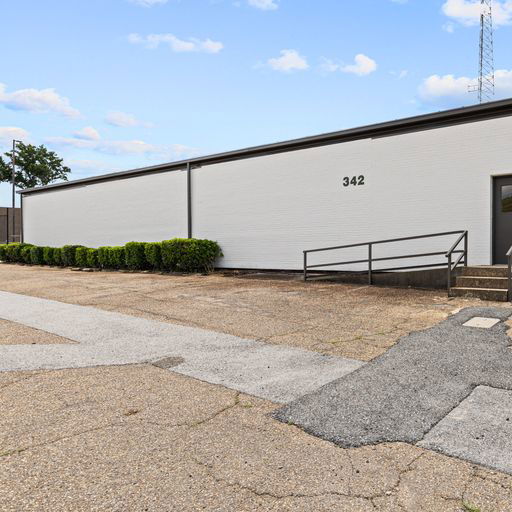342 W. Cotton St. Longview, TX
				75602