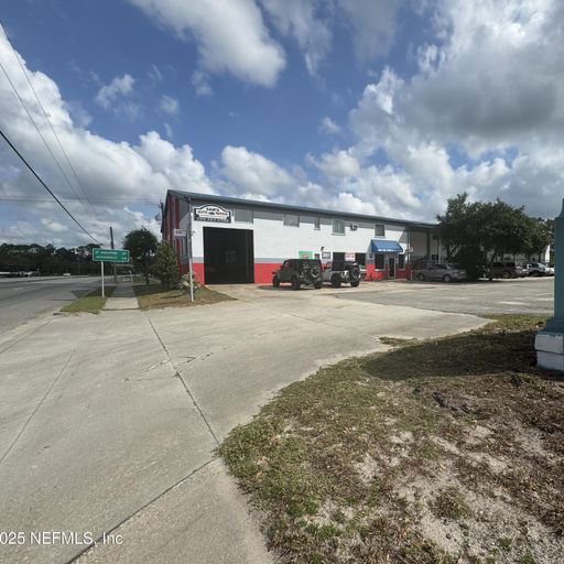 800 N State Street Bunnell, FL
				32110