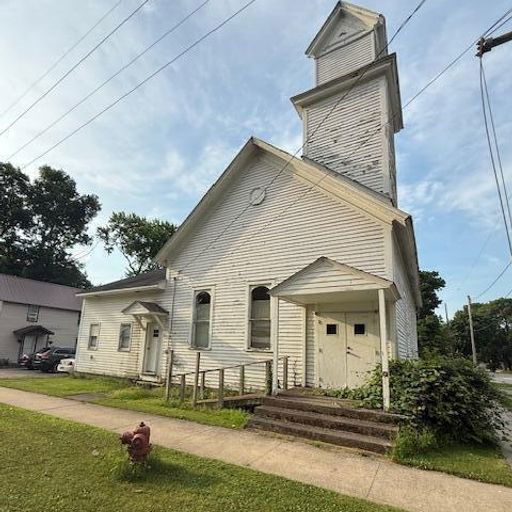 146 Lincoln Street Grant, MI
				49327