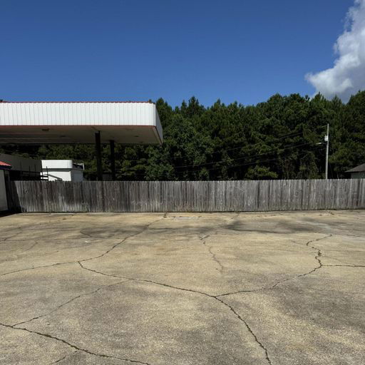 6005 Washington Avenue Ocean Springs, MS
				39564